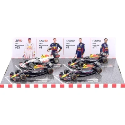 Imagen de Red Bull Racing Juego de 4 modelos coche Fórmula 1 F1 2021 2023 Verstappen Escala 1:43 12 cm BBurago 38092V
