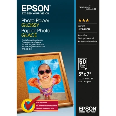 Imagen de Epson Photo Paper Glossy Papel fotográfico brillante, 127 x178 mm, 50 hojas