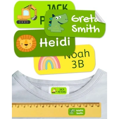 Imagen de Etiquetas para ropa SIN PLANCHAR resistentes a los lavados. Pegatinas personalizadas material escolar. Adhesivas niños, guardería y colegios. (Cuentos, 100 Etiquetas)