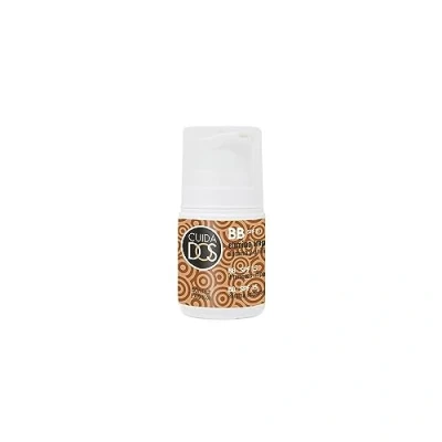 Imagen de Cuidados Bb Cream con Protector Solar Spf 15, Elimina Imperfecciones, Crema Facial Color, Hidratación y Nutrición 24 Horas, Tono Uniforme, 50 Ml