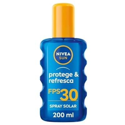 Imagen de NIVEA SUN Protege &amp; Refresca spray solar FP30 (1 x 200 ml), con protección UVA/UVB, alta invisible, refrescante y resistente al agua