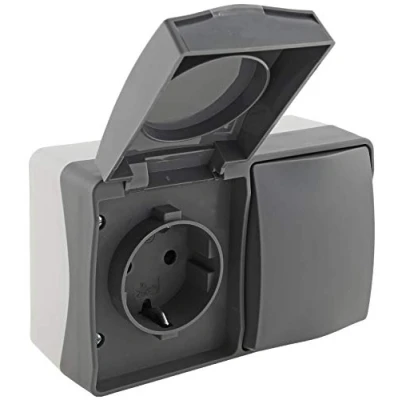 Imagen de enchufe interruptor combinación para piezas húmedas y exteriores con IP54 250 V horizontal toma de contacto protección