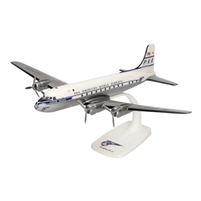 Imagen de herpa Other License Snap Fit Pan American World Airways Douglas DC 4 Clipper Munich N90906 Miniatura a Escala Coleccionable, Soporte, plástico Modelo Miniatura, Multicolor, 1:125 (612784)