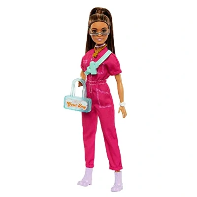Imagen de Barbie Day &amp; Play Muñeca con Mono Rosa, Conjunto de Moda, Juguete +3 años (Mattel HPL76)