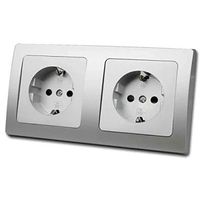 Imagen de DELPHI Enchufe doble (250 V/16 A, protección de contacto, táctil, 2 enchufes, montaje empotrado), color plateado y gris
