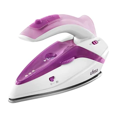 Imagen de Ufesa Plancha de Vapor Viaje PV0500 con Mango Plegable 1100W