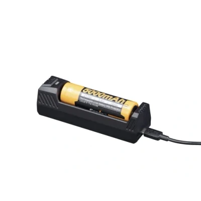 Imagen de Fenix Are X1 v2.0, Cargador de batería USB C para baterías Iones Litio 18650, 21700 y 26650 Funcionalidad Banco energía Circuitos multiprotección