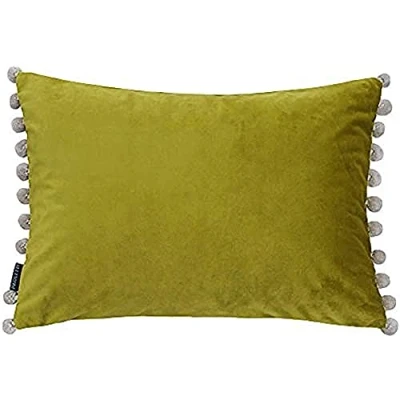 Imagen de Paoletti Riva Fiesta Rectangular Cojín Lleno De Verde Amarillento Pompom Bordes Faux Velvet Tela Discreta Cierre Cremallera 100 Caso (14&quot; X 20&quot; Pulgadas), Poliéster, Bamboo/Natural, 35 50Cm
