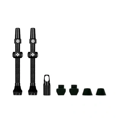 Imagen de Muc Off Set de Válvula Presta para Tubeless, Negro, 60 mm Bicicleta Sin Fugas Con Herramienta Extracción Núcleo Integrada