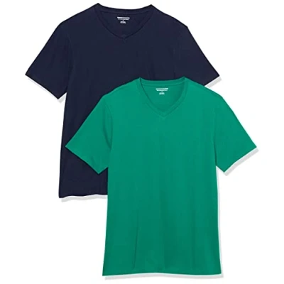 Imagen de Amazon Essentials Camisetas de manga corta con cuello pico y corte ajustado Hombre, Pack 2, Azul Marino/Verde Esmeralda, L