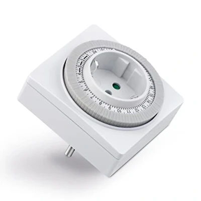 Imagen de conecto Temporizador mecánico para el Enchufe, de 24 Horas, 96 segmentos conmutación, Interruptor Encendido/automático, IP20, 3500 vatios, Blanco