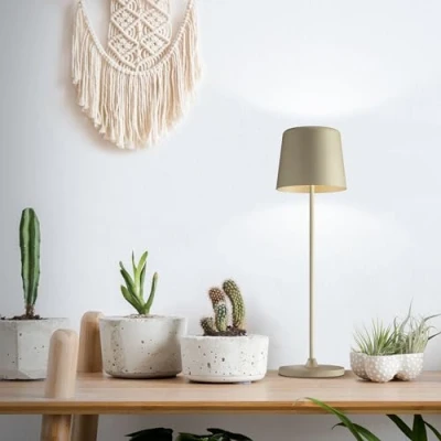 Imagen de Lightbox LED Tischlampe für Innen &amp; Außen 37 cm / 23 Höhe, Ø 10 cappuccinofarbene Outdoor Tischleuchte mit Touch Dimmer mobil/kabellos per USB aufladbar/Akku 310 lm 3000 K