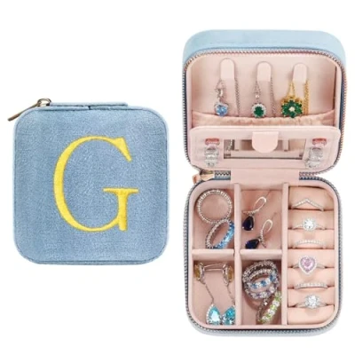 Imagen de TINGN joyero personalizado pequeño con inicial G y flor de viaje espejo para mujer niña, regalo cumpleaños, Navidad, Día la Madre
