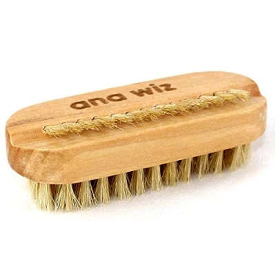 Imagen de Cepillo de uñas madera con cerdas naturales