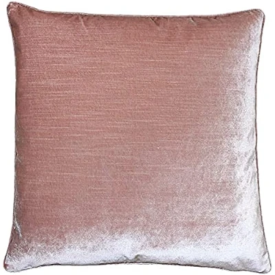 Imagen de Paoletti Riva Luxe Velvet Cojín Blush Pink Terciopelo Suave Tacto del Tejido Reversible Hidden Cierre De Cremallera Lavable A Máquina 100% Poliéster 55 X Cm (22&quot; 22&quot; Pulgadas)