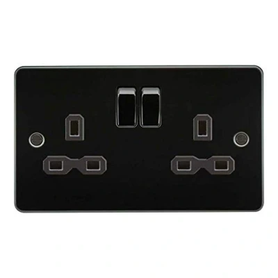 Imagen de Placa plana 13A 2G DP conmutado Socket Gunmetal con inserto negro