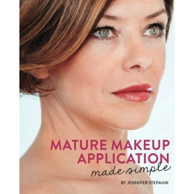 Imagen de Mature makeup application made simple