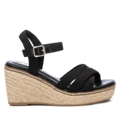 Imagen de XTI Sandalia cierre de hebilla para mujer, color: negro, talla: 39