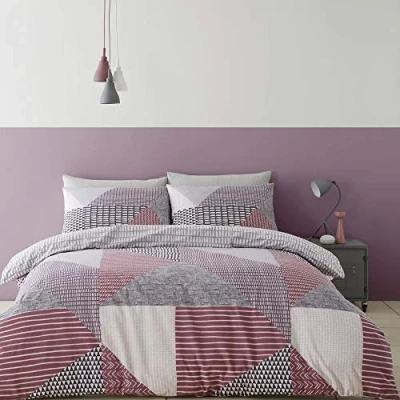 Imagen de Catherine Lansfield Larsson Geo Easy Care Juego de Funda edredón para Cama tamaño King, Color Ciruela