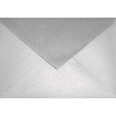 Imagen de Netuno 100 sobres nacarados plateados DIN C6 114x162mm 120g Aster Metallic Silver con solapa engomada puntiaguda sin ventana para invitaciones boda Navidad bautizo carta tarjetas fiestas bricolaje