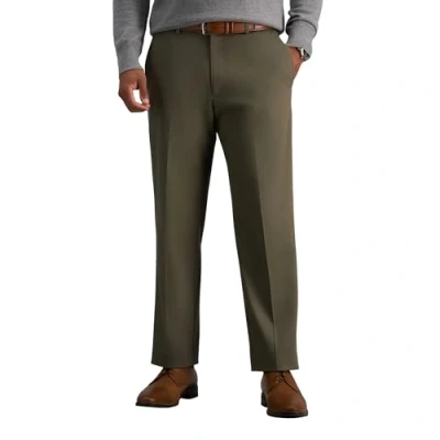 Imagen de Haggar Men&#039;s Classic Fit Flat Front Hidden Expandable Waistband Premium No Iron Khaki, 38W x 29L Toast