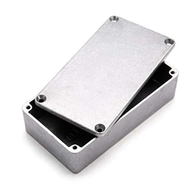 Imagen de Caja de electrónica carcasa, 120 (L) x 94.5 (W) 34 (H) proyectos electrónicos aluminio IP54 conexiones alimentación para exteriores con conector