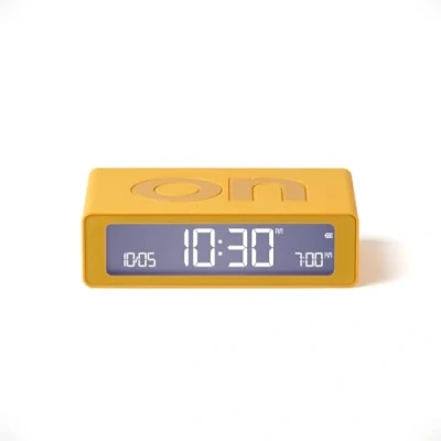 Imagen de Lexon Flip Mini despertador de Viaje Digital LED con Función On/Off, brillo ajustable, recargable y sensible al tacto, ideal como mesita noche, amarillo