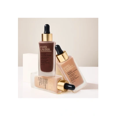 Imagen de Estée Lauder Futurist SkinTint Serum Base de maquillaje 2N1 Desert Beige 30 ml