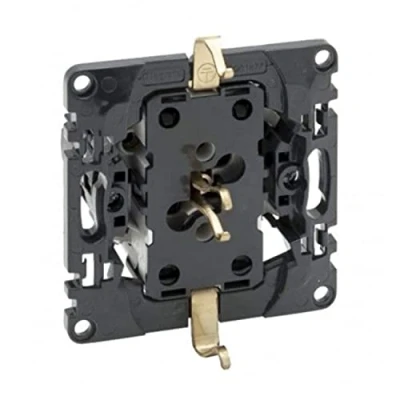 Imagen de Enchufe Schuko doble 2x2P+T Legrand 864023serie Niloe Step