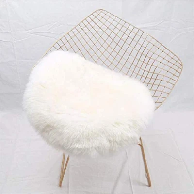 Imagen de HEQUN Alfombra de Piel Oveja sintética, Artificial Alfombra,Funda Silla Forro Polar Suave y mullida para recámara, sofá, Suelo (45 X 45 CM, Blanco)