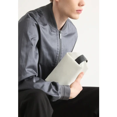 Imagen de Rains WASH BAG Small Unisex Neceser, Talla: One Size, Matrix