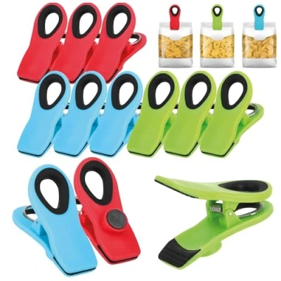 Imagen de COM FOUR® 12x clips de cierre para bolsas cerrar y mantener frescas plástico con imán (12 piezas verde + azul rojo)