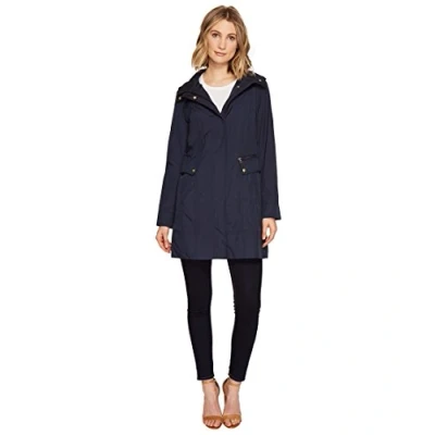 Imagen de Cole Haan Chaqueta impermeable con capucha para mujer azul S