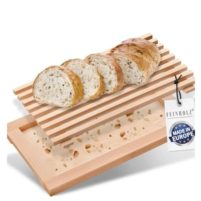 Imagen de tabla de cortar pan con rejilla para migas, bandeja 40 cm x 25 cm, haya europea en lugar bambú