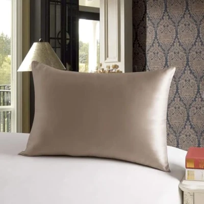 Imagen de townssilk Funda de almohada 100 % seda 19 mommes, 50 x 75 cm, con cremallera oculta, bronce claro