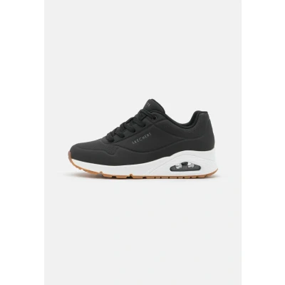 Imagen de Skechers Wide Fit UNO Zapatillas black, Mujer, Talla: 38, Black Zapatos