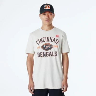 Imagen de CINCINNATI BENGALS New Era Cap NFL Camiseta Regular con Estampado de Equipo Desgastado, diseño gráfico Piedra, Unisex
