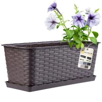 Imagen de KADAX Maceta de Plástico Imitación Ratán para Exterior, Macetero Rectangular con Platillo Ventana, Jardinera Balcón (Marrón, 40 cm)