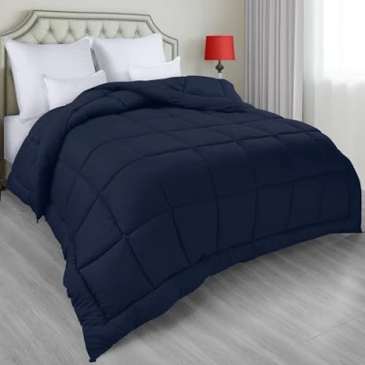 Imagen de Utopia Bedding edredón de Cama Alternativo para Todas Las Estaciones, Relleno edredón, tamaño Queen, Azul Marino con pestañas en Esquinas, Lavable a máquina