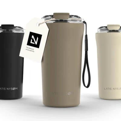 Imagen de LARS NYSØM Taza térmica Café para llevar con correa y Tapa Tritan Termo de 0,5 litros aislante Travel mug acero inoxidable a prueba fugas (Taupe Brown, 500ml)