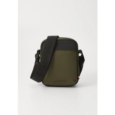 Imagen de Tommy Hilfiger Repreve MINI Reporter Bandolera, Hombre, Talla: One Size, Khaki