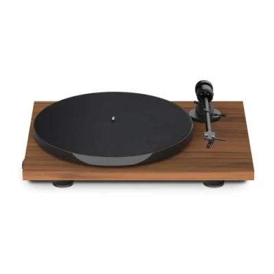 Imagen de Pro Ject E1 BT OM5e Tocadiscos con Previo de Phono y BT. Capsula OM5e. (Walnut)