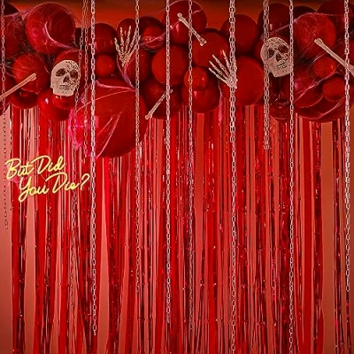 Imagen de Ginger Ray Estrellas Guirnalda de 60 globos con serpentinas, huesos y calaveras (BD 100)