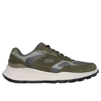 Imagen de Zapatillas skechers equalize 5.0 verde de hombre. 45