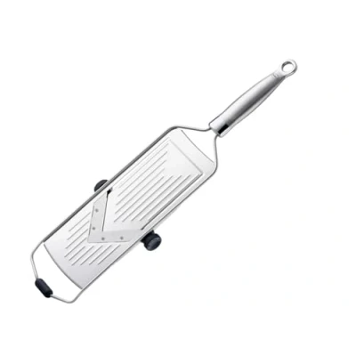 Imagen de RÖSLE Cortador de Mandolina con hoja en V, Rallador V para Verduras, 5 Grosores Corte, Soporte Silicona, Acero Inoxidable 18/10, Incluye Verduras y Tapa Protectora