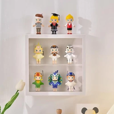 Imagen de Siyecioa Vitrina de Pared para Colecciones, Cristal Expositora Metacrilato, Caja Exhibición Acrílico Transparente, Muñecas con Puerta Figuras Coleccionables(24.5x24.5x8cm)