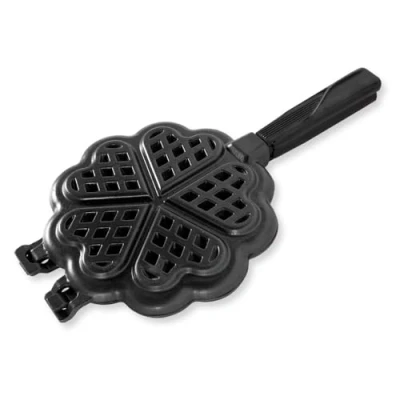 Imagen de Nordic Ware Sweetheart Waffler Sartén de aluminio fundido para mini gofres, gofres en forma corazón, waflera, color negro