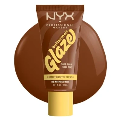 Imagen de NYX Professional Makeup Base de Maquillaje Iluminadora Buttermelt Glaze, Acabado Natural y 12H Duración, Con SPF 30, Para Todo Tipo Piel, Tono: 08 Nutmeg Butta