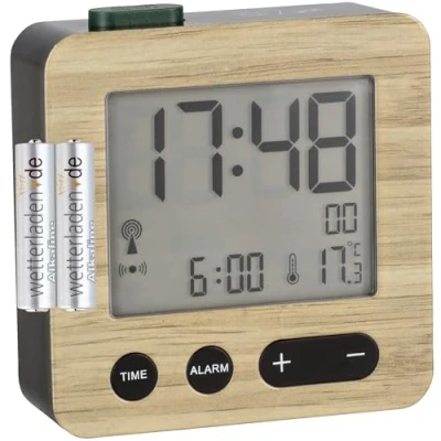 Imagen de TFA Dostmann 60.2545 Radio despertador digital con temperatura interior... (imitación de madera pilas)