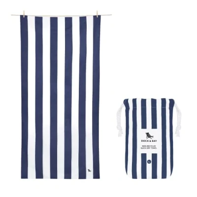 Imagen de Dock &amp; Bay Toalla de Playa Secado Rápido, Sin Arena Compacto, Ligero Materiales 100% Reciclados Incluye Funda Cabana Whitsunday Blue, Large (160x90cm, 63x35)